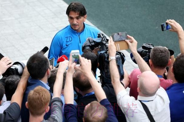 西媒:皇马派球探前往葡萄牙 考察约克雷斯和A费 西媒:皇马派球探前往葡萄牙 考察约克雷斯和A费